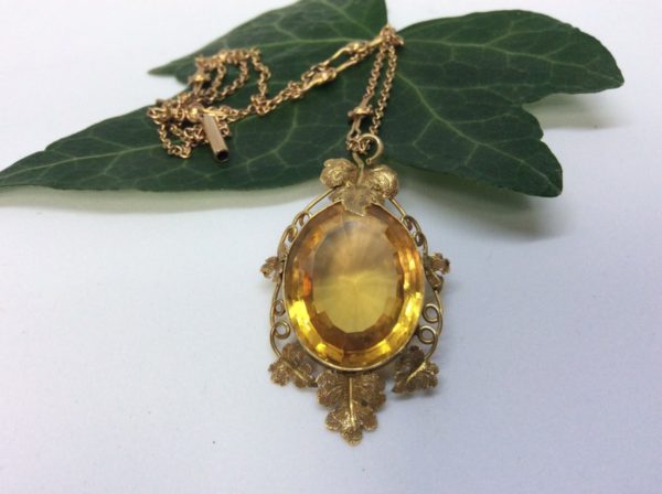 Jewellery Discovery - Antique Victorian Yellow Citrine Gold Pendant