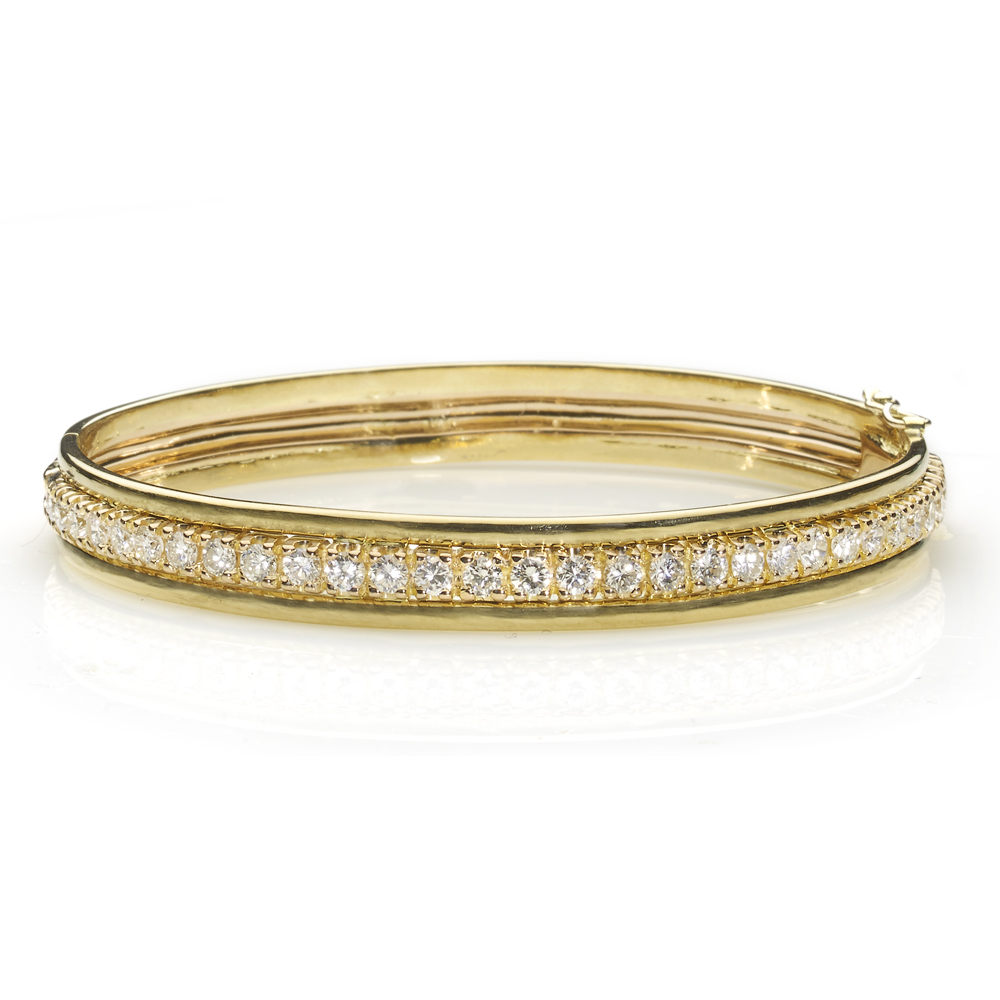 Jewellery Discovery - Diamond Set Gold Bangle