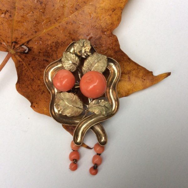 Antique Victorian Gold Coral Brooch