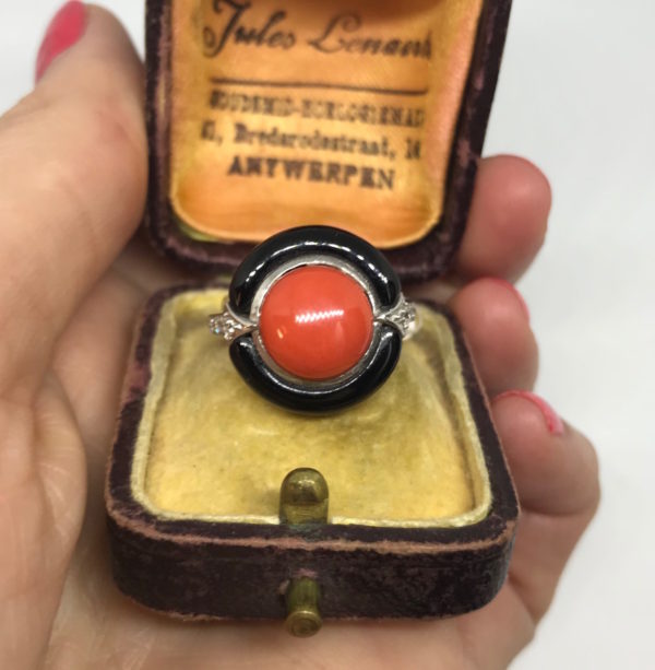 Art Deco ring, diamond red black