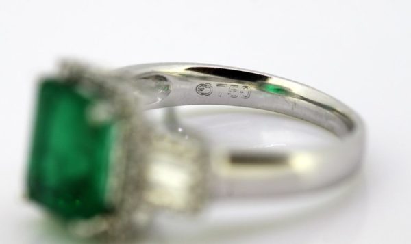 Natural Beryl Emerald and Diamond Ring
