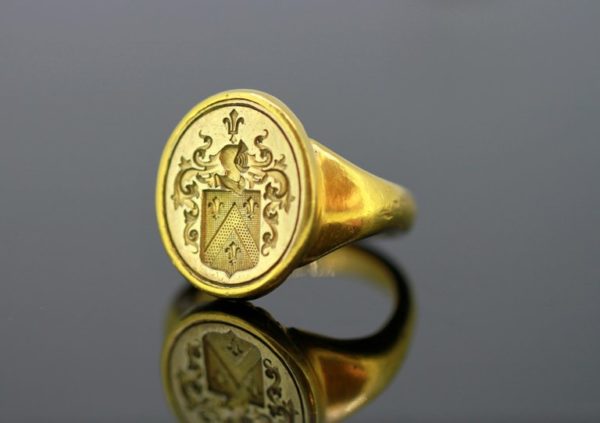 Antique Georgian 18ct Yellow Gold French Seal Ring - Jewellery Discovery