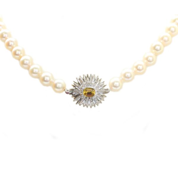 Cultured Pearl Necklace with Golden Beryl Clasp