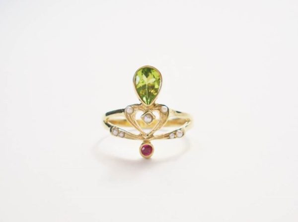 Art Nouveau Style Gem Set Ring