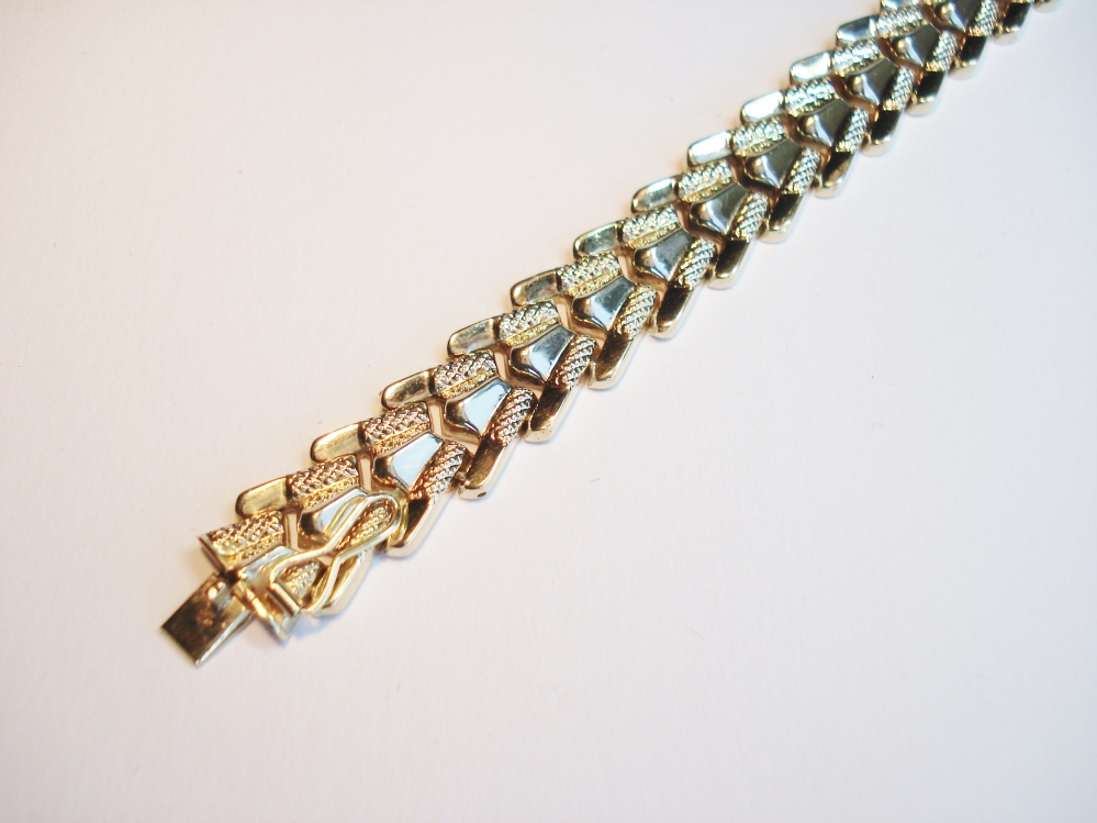 Vintage Gold Link Bracelet - Jewellery Discovery
