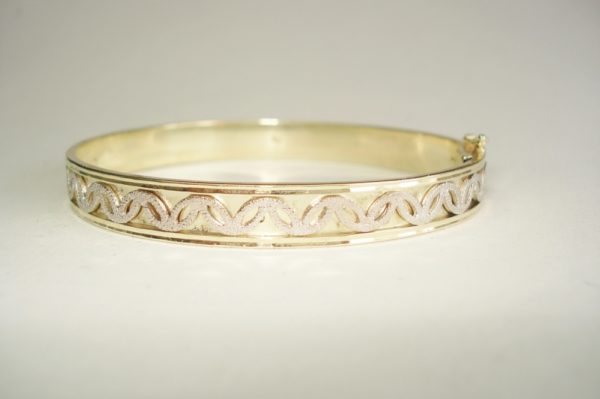Gold Bracelet with White Gold Motif