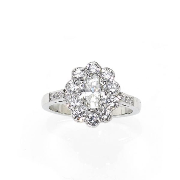 Oval Diamond Cluster Ring