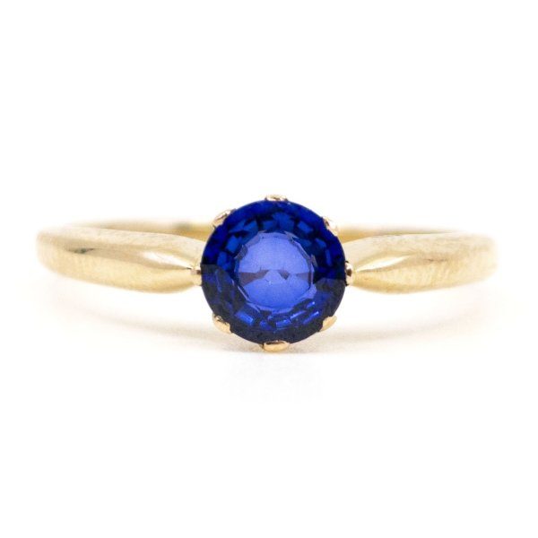 Vintage Sapphire Solitaire Engagement Ring