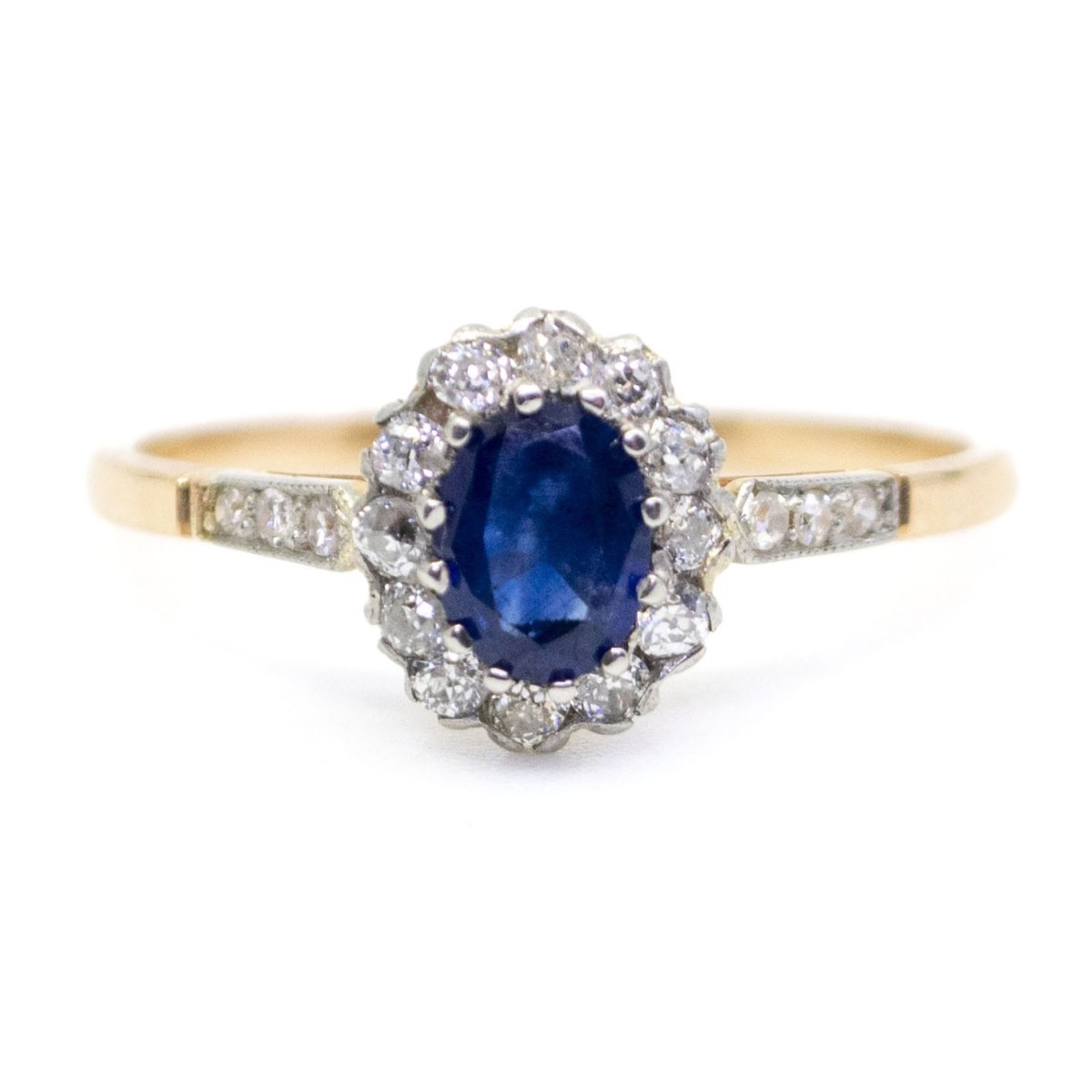 Sapphire Engagement Rings - Jewellery Discovery