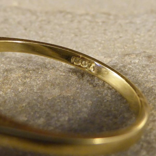 1.35ct Sapphire and Round Brilliant Cut Diamond Ring, 18ct Gold