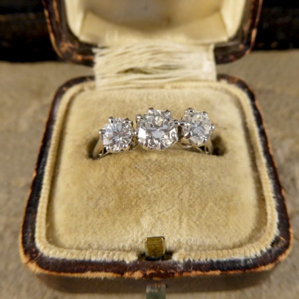 Vintage 1.25ct Round Cut Diamond Three Stone Ring
