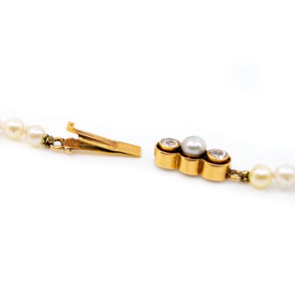 Vintage Pearl Necklace with Diamond and Pearl Clasp BB5