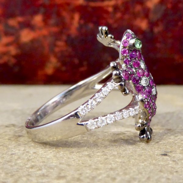 Round Cut Ruby and Diamond Frog Ring