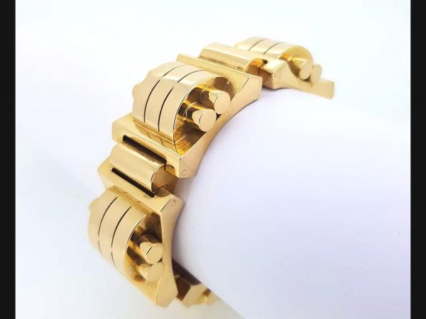 1940's Geometric Bracelet, 18ct Yellow Gold. Total weight: 117.5g