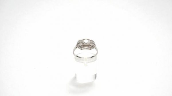 Art Deco Diamond Platinum Ring, 0.50 Carats