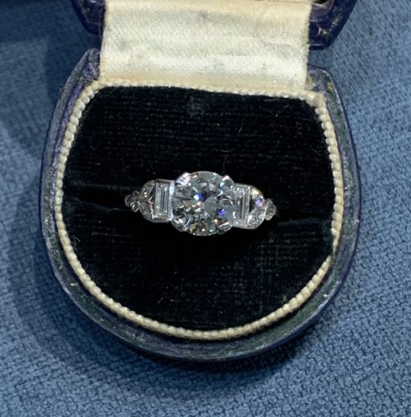 Art Deco diamond engagement ring platinum 1930