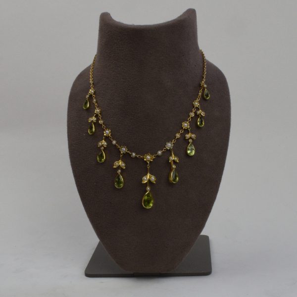 Antique Edwardian Split Pearl and Peridot Necklace in 15ct Gold