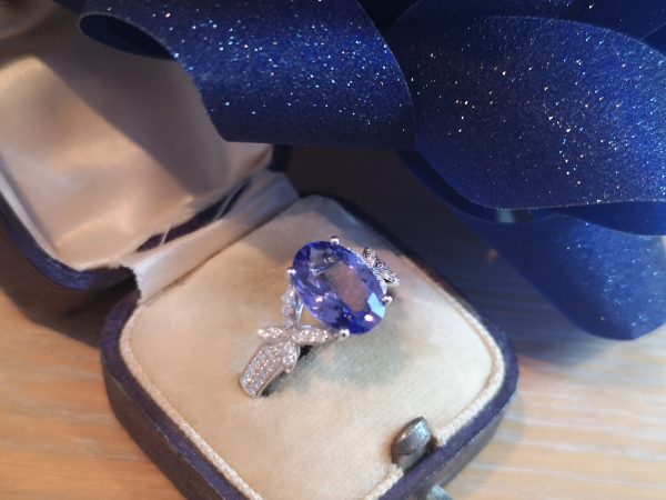 Tanzanite and Diamond Engagement Ring, 5.60ct