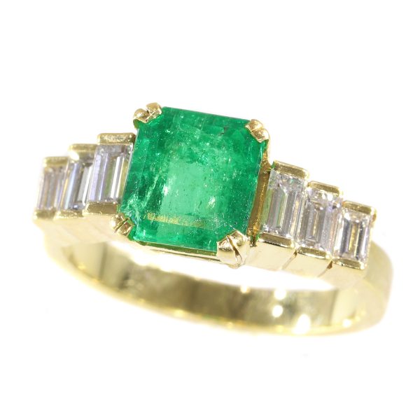 Vintage Colombian Emerald Diamond 18ct Gold Ring