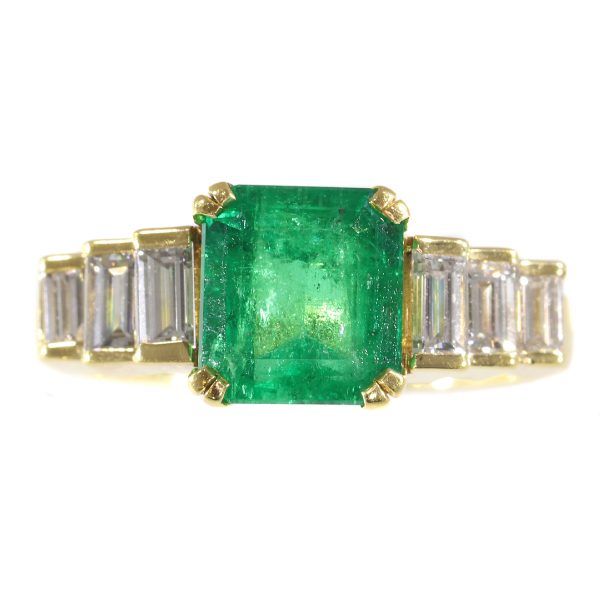 Vintage Colombian Emerald Diamond 18ct Gold Ring