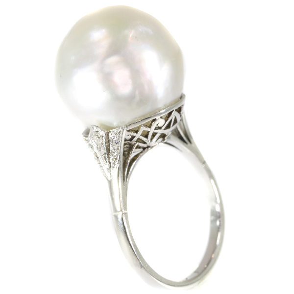 Antique Art Deco Pearl Diamond Platinum Ring