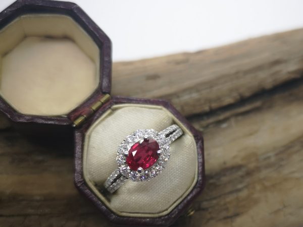 Ruby and diamond Engagement cluster ring, 1.18 carats halo white gold Mozambique ruby