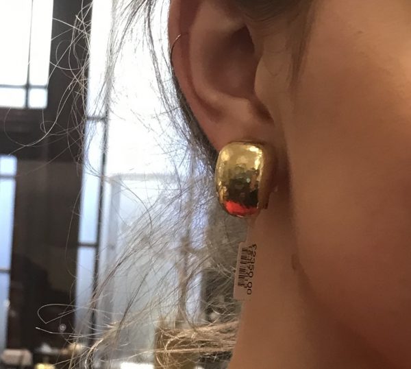 Gold huge earrings DE vroom