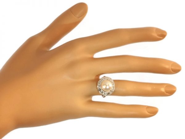 Vintage Art Deco Pearl Diamond Platinum Ring