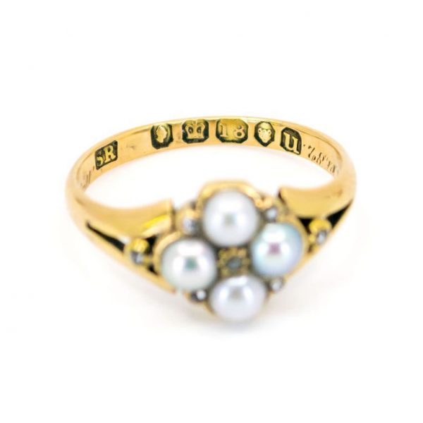 Antique Georgian Pearl and Rose-Cut Diamond Ring in 18ct Yellow Gold