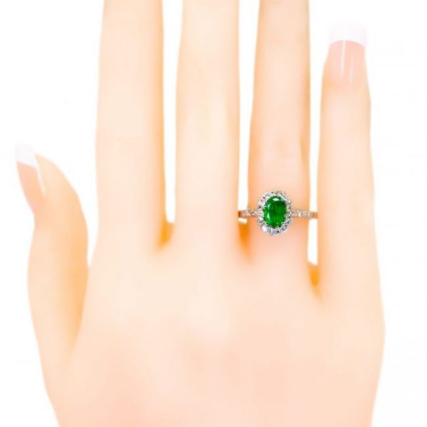 Vintage Emerald and Diamond Cluster Ring, 1.22 carat total, in Platinum