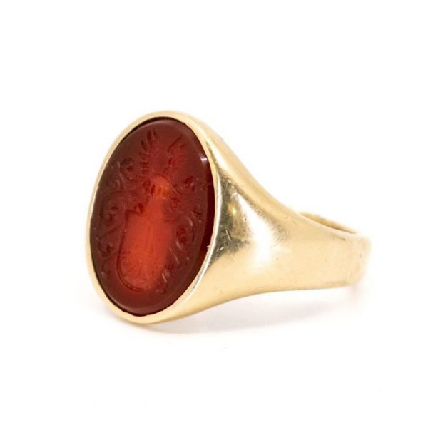 Vintage Armorial Cornelian and Gold Signet Ring