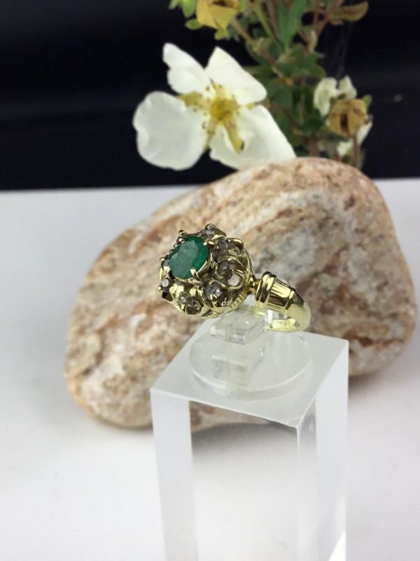 Antique Victorian Emerald and Diamond Gold Crown Mount Ring