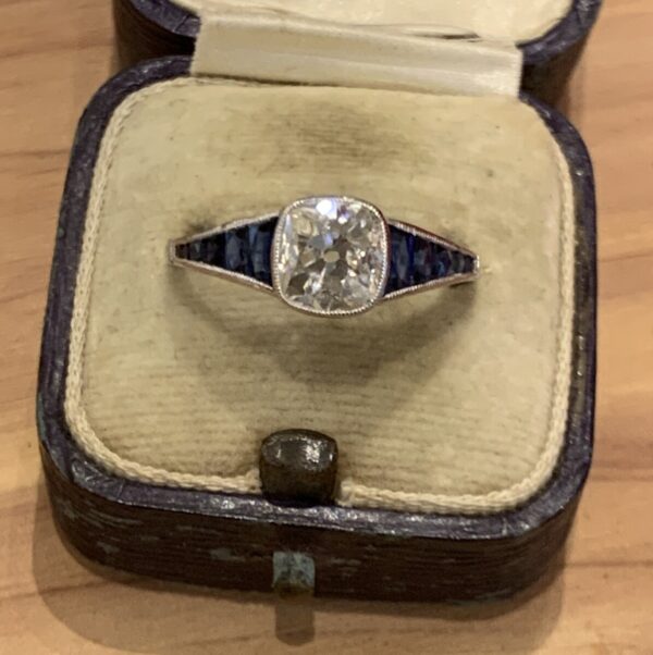 Art Deco sapphire ring 1925