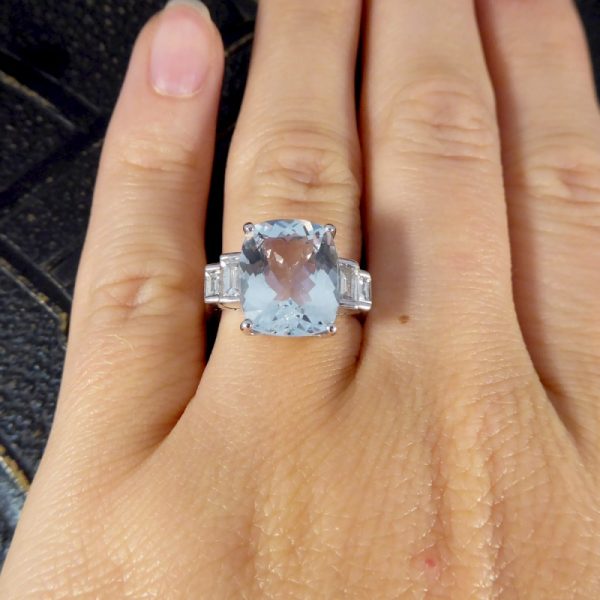 Aquamarine 4.60ct and Baguette Cut Diamond Ring