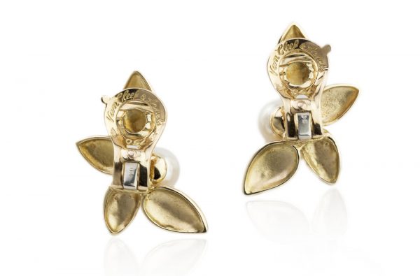 Vintage Van Cleef & Arpels Ladies 18ct Gold Clip-On Earrings with Natural Pearls