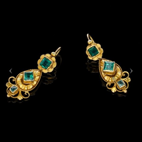 Antique Georgian Emerald and Diamond Gold Drop Earrings