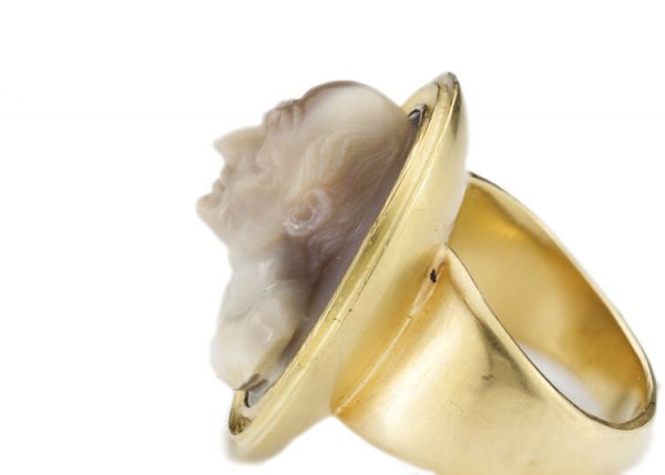 Antique Georgian 22ct Gold Hardstone Cameo Ring Attributed to Antonio Berini