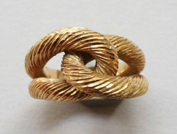 cartier ring knot