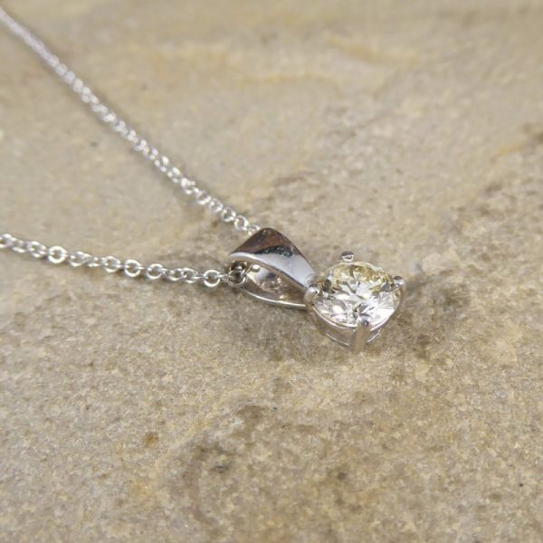 Modern 0.66ct Brilliant Diamond Pendant with Chain