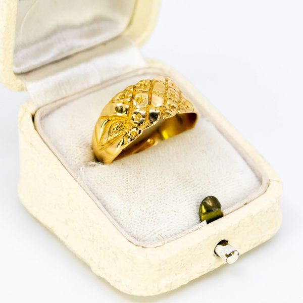 Antique Art Nouveau Floral Gold Band Ring