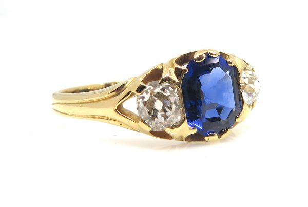 Antique Victorian 2ct Sapphire and Diamond Ring