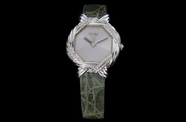 Jacques Etoile 18ct White Gold and Diamond 27mm Quartz Watch, 0.64 carats, cream face, sapphire crystal, green leather strap, Circa 2000s