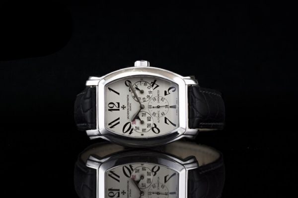 Vacheron Constantin Royal Eagle Gentlemen's Automatic Chronograph Wristwatch, with 18ct white gold tonneau shaped case. Comes in original box.