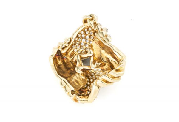 Vintage French Diamond and 18ct Gold Four Hand Symbol Pendant, four interlocking hands crafted from 18ct yellow gold set with 3.00 carats round brilliant-cut diamonds, Circa 1970s