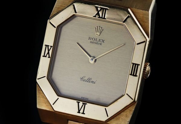 Vintage Rolex Cellini 18ct Yellow Gold 27mm Manual Watch, champagne dial, Roman numerals at 3 6 9 and 12, Rolex 18ct gold bracelet strap, Circa 1990’s