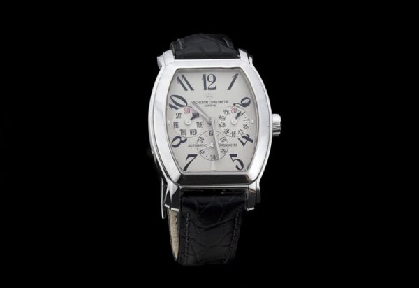 Vacheron Constantin Royal Eagle Gentlemen's Automatic Chronograph Wristwatch, with 18ct white gold tonneau shaped case. Comes in original box.