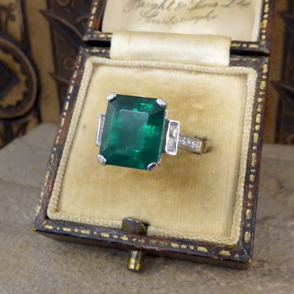 Vintage 5.62ct Emerald and Diamond Ring