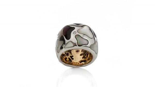 Roberto Coin Panda Diamond, Onyx, Mother of Pearl and 18ct Gold Ring; crafted from 18ct white and yellow gold, tiled with onyx and mother of pearl, accented with a ruby and diamond