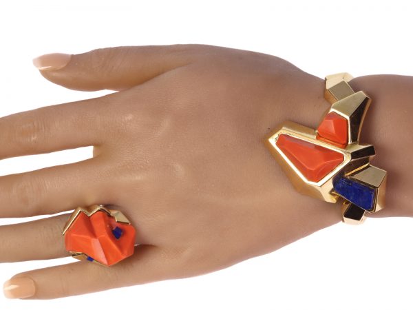 Vintage Seventies Pop-Art Coral and Lapis Lazuli Gold Bracelet and Ring Parure