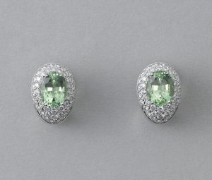 Contemporary Green Tourmaline and Diamond Cluster Stud Clip On Earrings